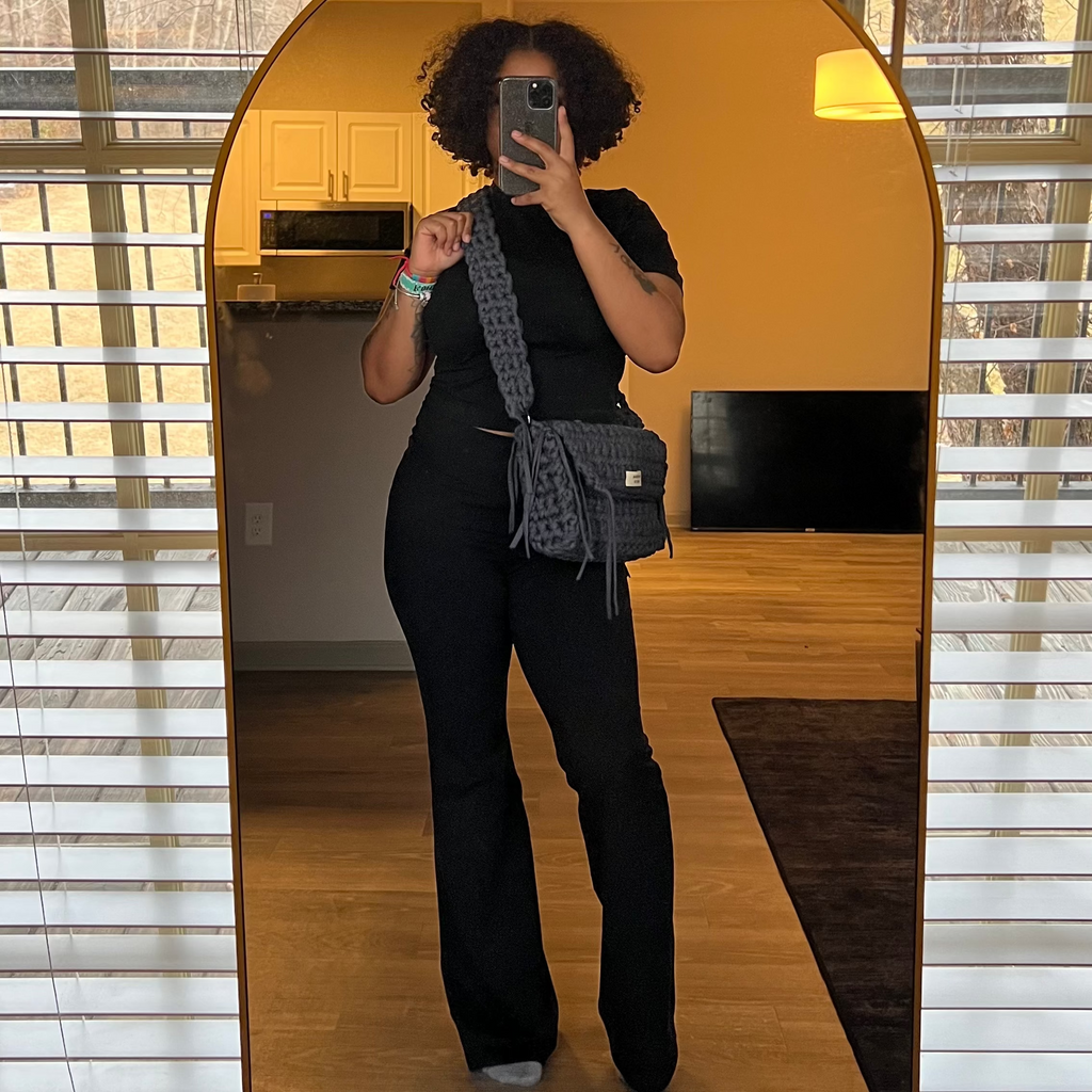 Charcoal Gray / Messenger